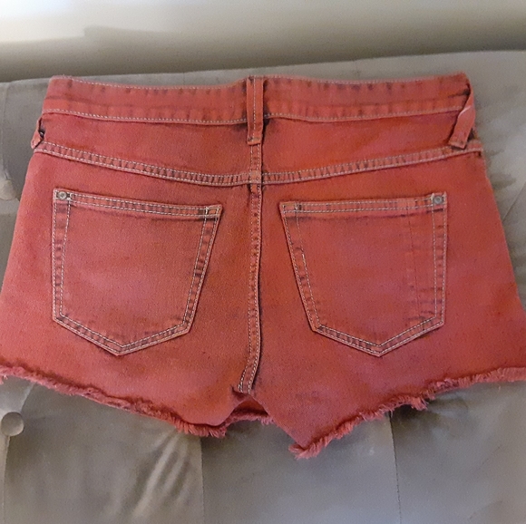 Free people demin shorts SZ -25 - Picture 2 of 3